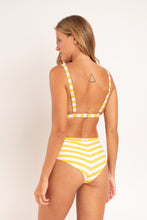 Laden Sie das Bild in den Galerie-Viewer, Model Back: Rio De Sol Oberteil Top Sunshine Alba