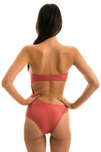 Laden Sie das Bild in den Galerie-Viewer, Model Back: Rio De Sol Badeanzug Body Kiwanda Madras Rio