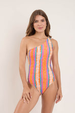Laden Sie das Bild in den Galerie-Viewer, Model Front: Rio De Sol Badeanzug Stripes Sienna