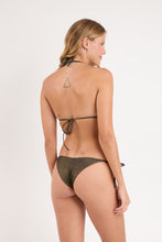 Laden Sie das Bild in den Galerie-Viewer, Model Back: Rio De Sol Set Set Radiante-Black Tri-Inv Cheeky-Tie