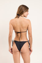 Laden Sie das Bild in den Galerie-Viewer, Model Back: Rio De Sol Unterteil Bottom Touch-Black Amora