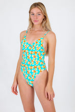 Laden Sie das Bild in den Galerie-Viewer, Model Front: Rio De Sol Badeanzug Dubai Hype