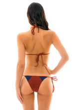 Laden Sie das Bild in den Galerie-Viewer, Model Back: Rio De Sol Unterteil Bottom Liquor Recorte Tri