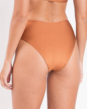 Laden Sie das Bild in den Galerie-Viewer, Image 05: Rio De Sol Unterteil Bottom Nocciola Hotpants