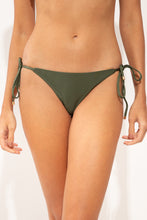 Laden Sie das Bild in den Galerie-Viewer, Gallery: Rio De Sol Unterteil Bottom Shimmer-Croco Ibiza-Comfy-Gold