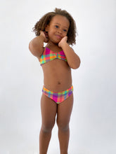 Laden Sie das Bild in den Galerie-Viewer, Model Front: Rio De Sol Mädchen-Bikini Tulip-Garden Kids