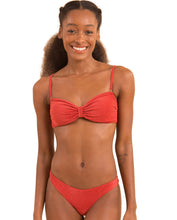 Laden Sie das Bild in den Galerie-Viewer, Gallery: Rio De Sol Set Set Malibu-Chili Bandeau-Duo Essential