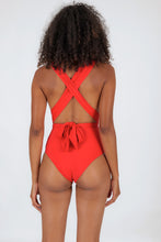 Laden Sie das Bild in den Galerie-Viewer, Model Back: Rio De Sol Badeanzug Rouge Marina
