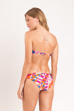 Laden Sie das Bild in den Galerie-Viewer, Model Back: Rio De Sol Unterteil Bottom Funny Essential-Comfy