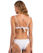Laden Sie das Bild in den Galerie-Viewer, Image 07: Rio De Sol Set Set Bora-White Bra-Trio Madrid-Trio