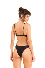 Laden Sie das Bild in den Galerie-Viewer, Model Back: Rio De Sol Oberteil Top Shimmer-Black Bandeau-Joy