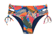 Laden Sie das Bild in den Galerie-Viewer, Product Front: Rio De Sol Unterteil Bottom Jungle Madrid