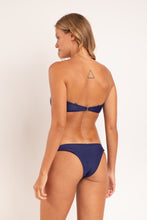 Laden Sie das Bild in den Galerie-Viewer, Model Back: Rio De Sol Oberteil Top Touch-Marinho Sara
