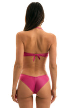 Laden Sie das Bild in den Galerie-Viewer, Model Back: Rio De Sol Oberteil Top Cloque Lichia Bandeau
