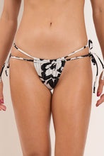 Laden Sie das Bild in den Galerie-Viewer, Gallery: Rio De Sol Unterteil Bottom Poppy Pipa
