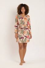 Laden Sie das Bild in den Galerie-Viewer, Model Front: Rio De Sol Hemdblusenkleid Oasis Chemise