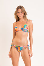 Laden Sie das Bild in den Galerie-Viewer, Model Front: Rio De Sol Oberteil Top Love-Trip Tri-Fixo