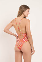 Laden Sie das Bild in den Galerie-Viewer, Model Back: Rio De Sol Badeanzug Floral-Scales Sunny