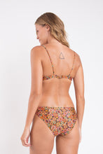 Laden Sie das Bild in den Galerie-Viewer, Model Back: Rio De Sol Unterteil Bottom Bouquet Essential-Comfy
