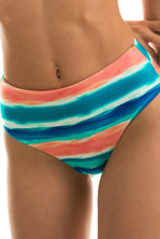 Laden Sie das Bild in den Galerie-Viewer, Gallery: Rio De Sol Unterteil Bottom Upbeat Reto Hotpant