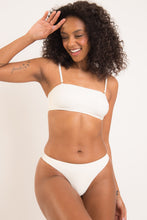 Laden Sie das Bild in den Galerie-Viewer, Image 10: Rio De Sol Unterteil Bottom Off-White Nice-Fio