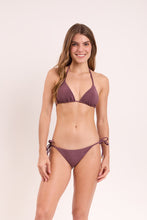 Laden Sie das Bild in den Galerie-Viewer, Model Front: Rio De Sol Oberteil Top Malibu-Ebano Tri-Inv