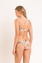 Laden Sie das Bild in den Galerie-Viewer, Model Back: Rio De Sol Set Set Oasis Bandeau-Reto Madrid