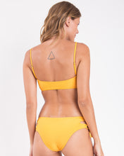 Laden Sie das Bild in den Galerie-Viewer, Image 05: Rio De Sol Set Set Solar Bandeau-Reto Madrid