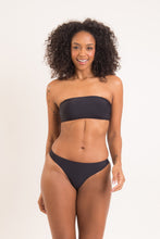 Laden Sie das Bild in den Galerie-Viewer, Model Front: Rio De Sol Oberteil Top Nero Bandeau-Reto