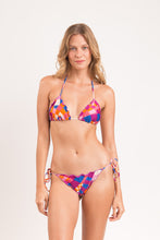 Laden Sie das Bild in den Galerie-Viewer, Model Front: Rio De Sol Oberteil Top Funny Frufru