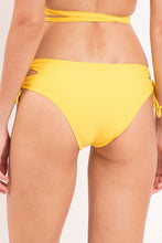 Laden Sie das Bild in den Galerie-Viewer, Image 07: Rio De Sol Unterteil Bottom Amarelo Madrid