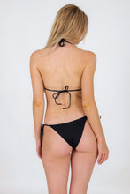Laden Sie das Bild in den Galerie-Viewer, Model Back: Rio De Sol Unterteil Bottom Nero Lacinho