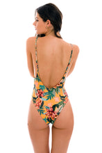 Laden Sie das Bild in den Galerie-Viewer, Model Back: Rio De Sol Badeanzug Lis Hype