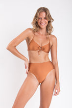 Laden Sie das Bild in den Galerie-Viewer, Image 06: Rio De Sol Set Set Nocciola Mila Hotpants