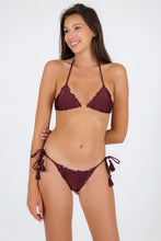 Laden Sie das Bild in den Galerie-Viewer, Model Front: Rio De Sol Oberteil Top Barolo Frufru