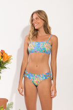 Laden Sie das Bild in den Galerie-Viewer, Model Front: Rio De Sol Unterteil Bottom Treetop Madrid