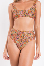 Laden Sie das Bild in den Galerie-Viewer, Image 12: Rio De Sol Unterteil Bottom Bouquet Hotpants