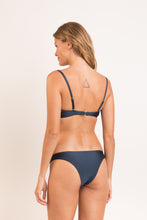 Laden Sie das Bild in den Galerie-Viewer, Model Back: Rio De Sol Oberteil Top Shark Bandeau-Joy