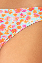 Laden Sie das Bild in den Galerie-Viewer, Model Back: Rio De Sol Unterteil Bottom Ditsy-Sky Essential-Comfy