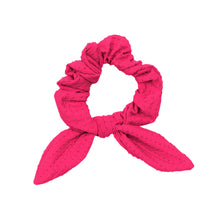 Laden Sie das Bild in den Galerie-Viewer, Product Front: Rio De Sol Haar-Accessoires Dots-Virtual-Pink Scrunchie