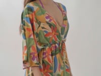 Laden und Abspielen von Videos im Galerie-Viewer, Video: Rio De Sol Kaftans/Cover-Ups Tropical Kaftan Bel