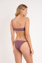 Laden Sie das Bild in den Galerie-Viewer, Model Back: Rio De Sol Unterteil Bottom Malibu-Ebano Bia
