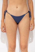 Laden Sie das Bild in den Galerie-Viewer, Gallery: Rio De Sol Unterteil Bottom Carmel-Blue Lacinho
