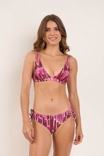 Laden Sie das Bild in den Galerie-Viewer, Model Front: Rio De Sol Unterteil Bottom Shade Madrid

