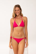 Laden Sie das Bild in den Galerie-Viewer, Model Front: Wednesday In Hawaii By Rio De Sol Unterteil Bottom Guava Kaleia
