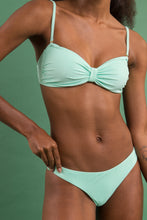 Laden Sie das Bild in den Galerie-Viewer, Image 08: Rio De Sol Set Set Malibu-Menta Bandeau-Duo Essential
