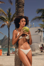 Laden Sie das Bild in den Galerie-Viewer, Image 07: Rio De Sol Unterteil Bottom Brisa-Offwhite Lacinho
