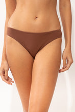 Laden Sie das Bild in den Galerie-Viewer, Gallery: Rio De Sol Unterteil Bottom Sand-Cappuccino Essential-Comfy
