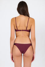Laden Sie das Bild in den Galerie-Viewer, Model Back: Rio De Sol Unterteil Bottom Barolo Essential
