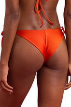 Laden Sie das Bild in den Galerie-Viewer, Image 07: Rio De Sol Unterteil Bottom Shimmer-Paprica Cheeky-Tie
